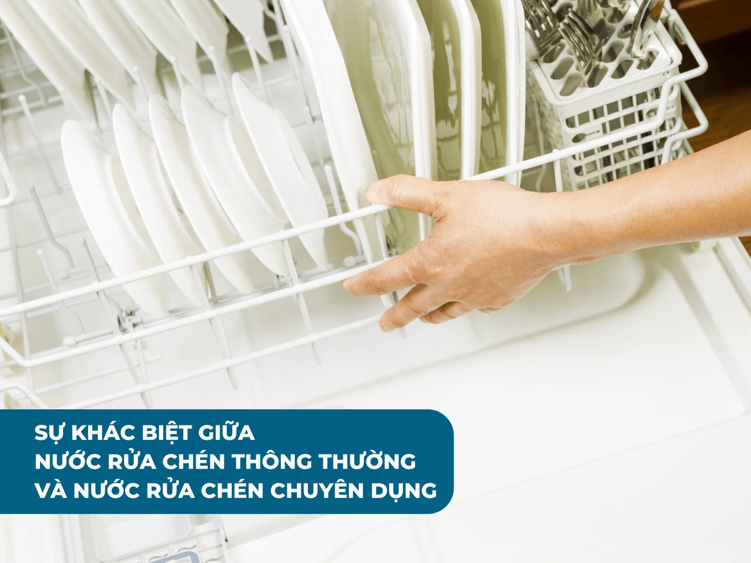 Dùng nước rửa chén thông thường cho máy rửa chén được không?